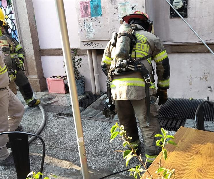 Evacuan a 300 en el Barrio Antiguo