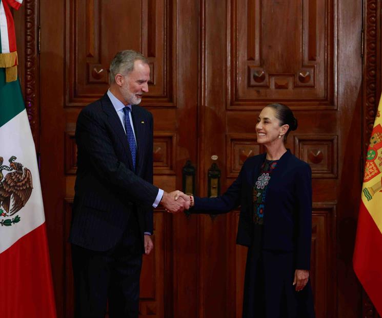 Buena y cordial, la reuni&oacute;n con el rey de Espa&ntilde;a: Sheinbaum