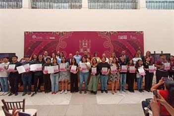 Impulsa UANL el talento literario de sus estudiantes