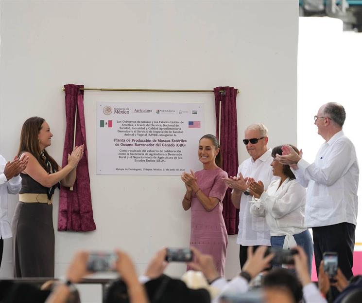Inauguran en Chiapas planta de moscas estériles
