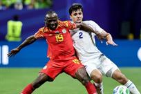 Golea Congo y avanza por primera vez a segunda fase del mundial