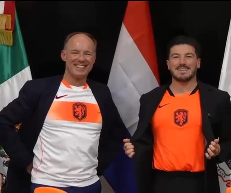 La &acute;marea naranja&acute; inicia su arribo a Monterrey para juego de ma&ntilde;ana