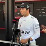 Da&ntilde;o en auto frustra a Checo en Austria y gana Russell