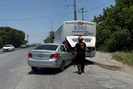 Conductor se estrella en transporte de personal