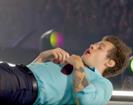 Sufre Harry Styles incidente en el escenario