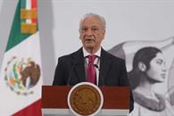 Esposa pide protecci&oacute;n tras denuncia contra exdirector de Pemex