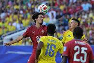 Firma Colombia liderato de grupo con empate ante Portugal