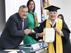 Celebra UANL graduaci&oacute;n de Universidad para los Mayores