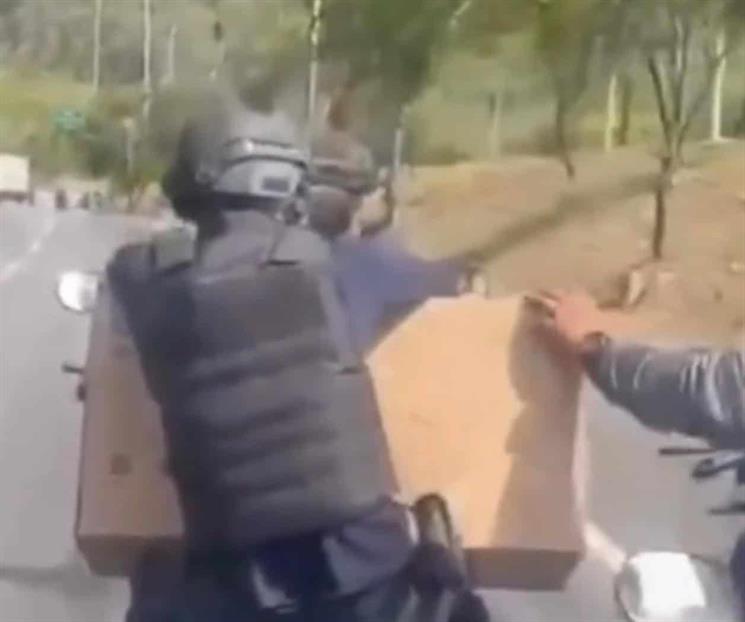 Denuncian robos y saqueos entre ruinas escombros
