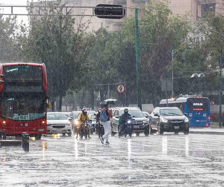 Pronostican lluvias fuertes con granizo y tormentas el&eacute;ctricas