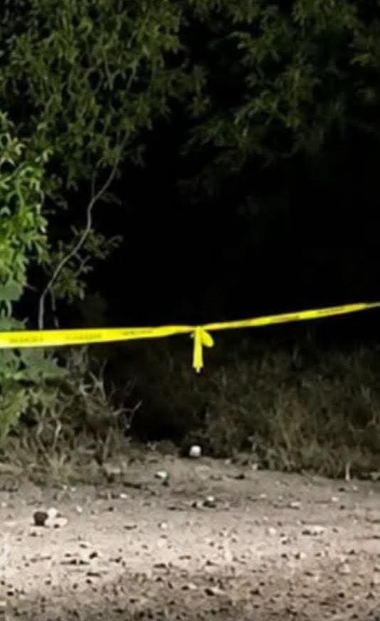 El cad&aacute;ver de un hombre ejecutado, fue encontrado en una brecha la madrugada de ayer madrugada en el municipio de Zuazua.
