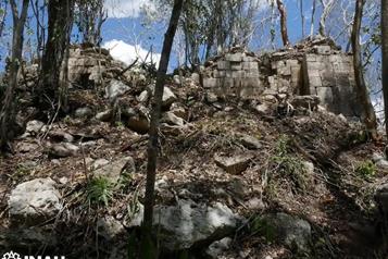 Descubren antigua ciudad maya en la selva de Campeche