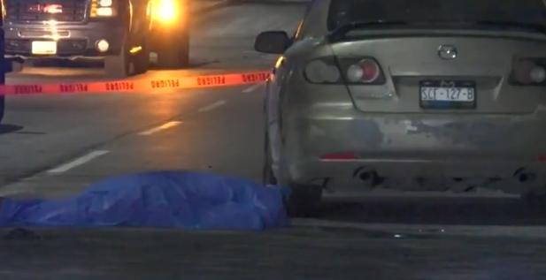 En el momento en que circulaba en su bicicleta, un hombre falleci&oacute; al ser chocado por un veh&iacute;culo, anoche en el municipio de Escobedo.