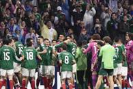 México vence a Ecuador y avanza a octavos de final México vence a Ecuador y avanza a octavos de final