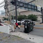 Vuelca auto en San Pedro