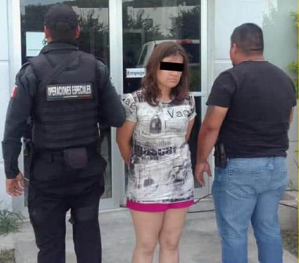 Aunque una mujer hab&iacute;a sido detenida por faltas administrativas, en el municipio de Santiago, result&oacute; que era por narcomenudeo.