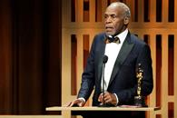 Danny Glover revela que padece Alzheimer Danny Glover revela que padece Alzheimer