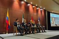Slim llama a impulsar la sustitución de importaciones Slim llama a impulsar la sustitución de importaciones