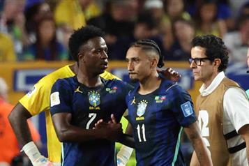 Raphinha entrena con Brasil, pero se perder&iacute;a los Octavos de Final