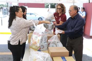 Instala Escobedo Centro de Acopio Norte&ntilde;o para ayudar a venezolanos