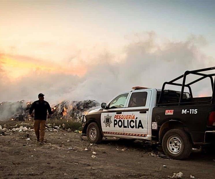 Arde basurero en Pesquer&iacute;a
