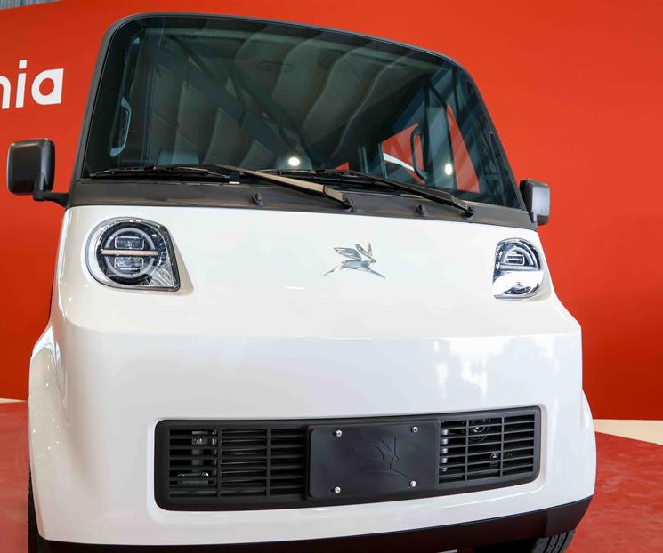Auto el&eacute;ctrico Olinia a&uacute;n no sale a la venta y ya tiene alta demanda