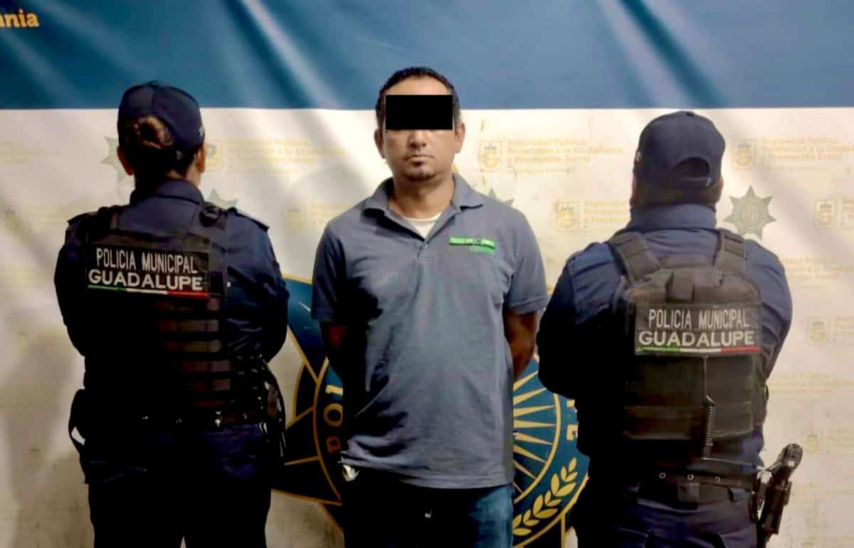 Gracias al seguimiento realizado por las c&aacute;maras del Sistema Inteligente de Monitoreo del C4, polic&iacute;as de Guadalupe detuvieron a un hombre y aseguraron un veh&iacute;culo presuntamente relacionado con un robo con violencia a un transe&uacute;nte, cometido el pasado 28 de junio en la Colonia Jardines de An&aacute;huac, en el municipio de San Nicol&aacute;s.