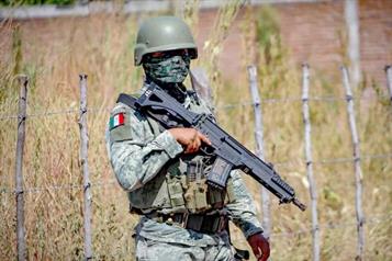 Busca Marina a El Casco 81 en Sinaloa