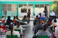 Siguen entregando becas de estudio  a hijos de agremiados