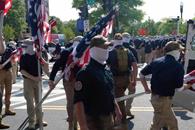 Marchan supremacistas blancos en Washington Marchan supremacistas blancos en Washington