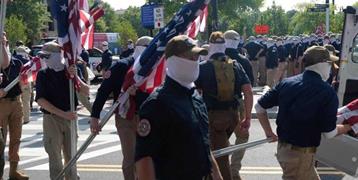 Marchan supremacistas blancos en Washington Marchan supremacistas blancos en Washington