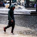 Continuar&aacute;n lluvias fuertes en CDMX para este lunes por la tarde