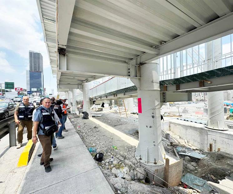 Clausuran temporalmente obras del Puente Peatonal La Virgen