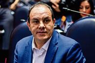 Tras ser increpado, Cuauht&eacute;moc Blanco acusa acto de violencia