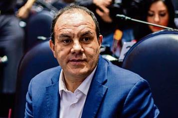Tras ser increpado, Cuauht&eacute;moc Blanco acusa acto de violencia