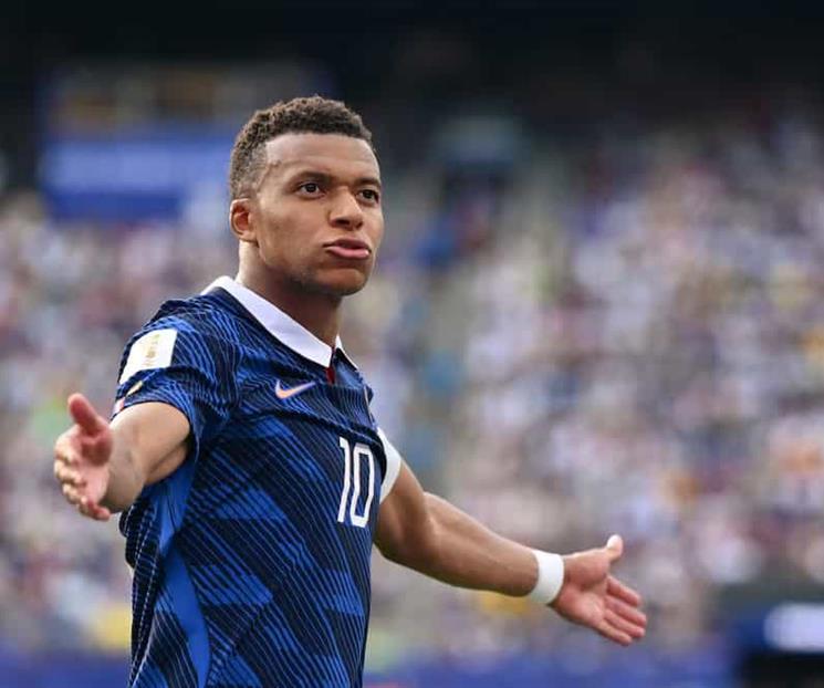 Mbapp&eacute; responde a  senadora paraguaya