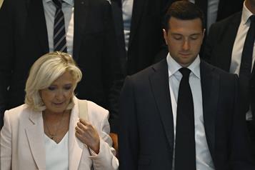 Le Pen anuncia candidatura a presidencia de Francia