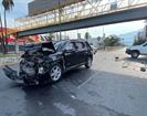 Destroza camioneta en choque