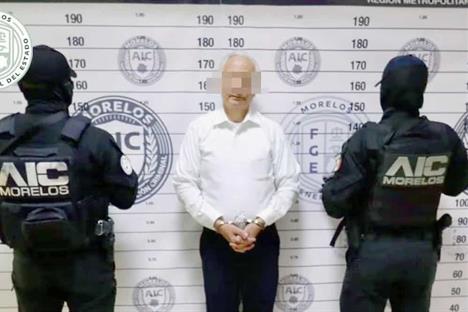 Llega detenido ex director de Pemex a FGR de Morelos