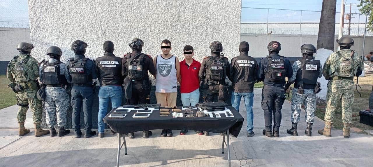 En posesi&oacute;n de armas de fuego y cargadores, dos hombres fueron arrestados por la Polic&iacute;a de Guadalupe, adem&aacute;s son sospechosos de haber cometido un ataque armado que dej&oacute; a una persona lesionada.