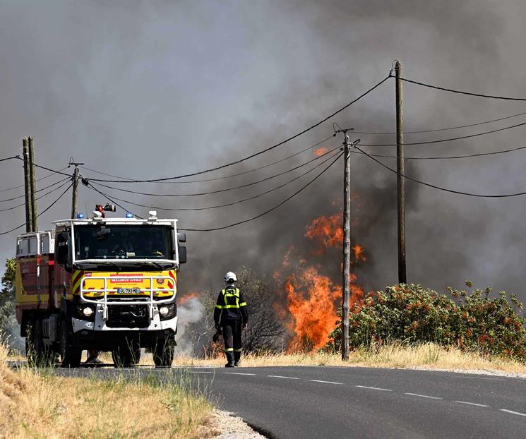 Arden 7 mil 800 hect&aacute;reas en Francia en solo ocho d&iacute;as