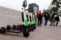 Sigue en el aire iniciativa para regular los scooters