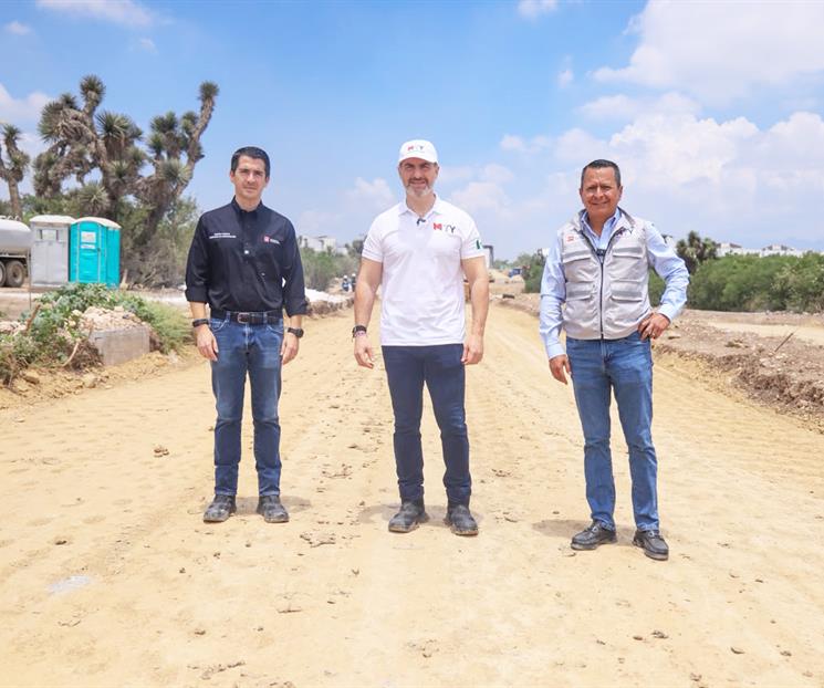Inspecciona Adri&aacute;n obras del Circuito Vial Poniente