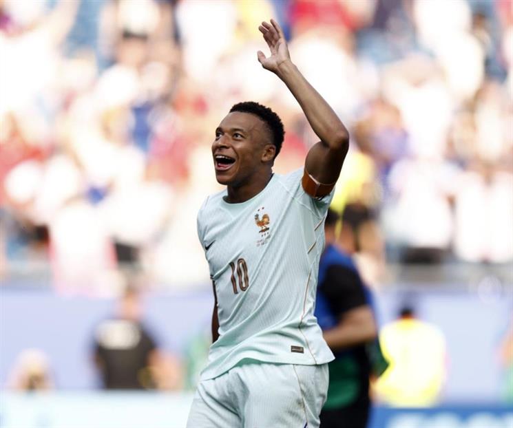 Acecha Mbapp&eacute; el r&eacute;cord hist&oacute;rico de Messi