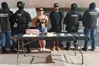Caen con cargadores abastecidos de arma de fuego y droga