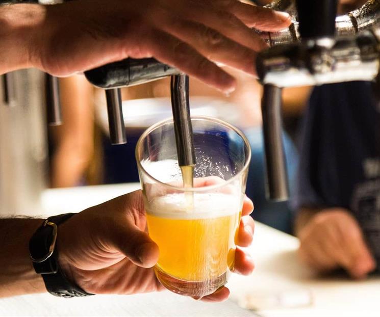 Para qu&eacute; sirve la espuma de la cerveza