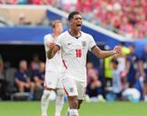 Jude Bellingham gu&iacute;a a Inglaterra a semifinales del Mundial