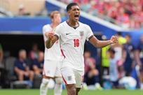 Jude Bellingham gu&iacute;a a Inglaterra a semifinales del Mundial
