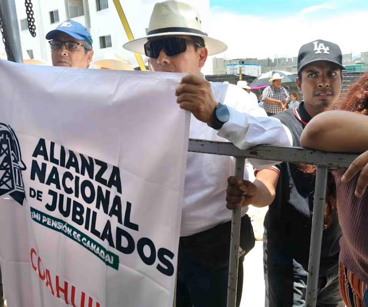 Jubilados piden a Sheinbaum atención a sus demandas Jubilados piden a Sheinbaum atención a sus demandas