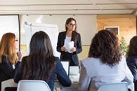 Lanzan convocatoria para cuarta edici&oacute;n de &acute;Ella Emprende&acute;